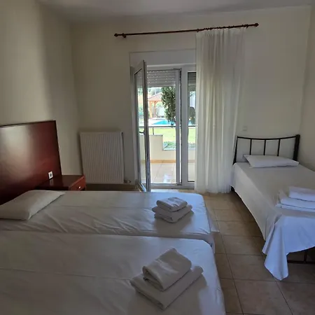 לינה וארוחת בוקר Filippos פוסידי